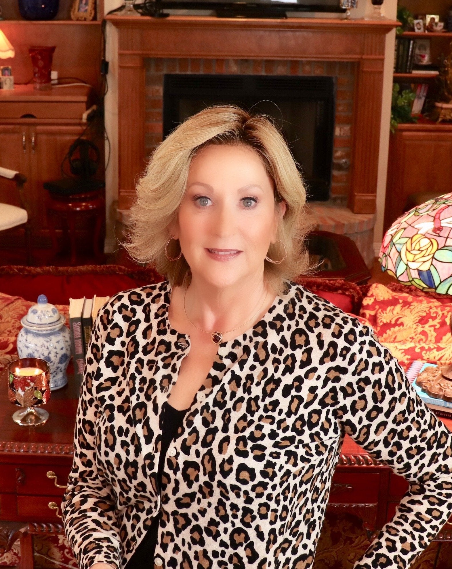 8/30 | Cocoa Twist | Med Brown & Med Red-Gold Blend