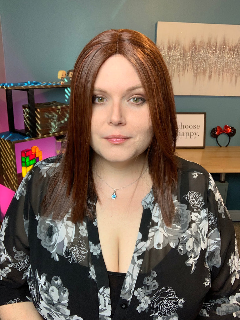 Molten Amber | Black root with a blend of dark brown, medium brown and gold blond highlights
