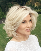 Raquel Welch Wigs | Upstage Wig by Raquel Welch | RL19/23SS