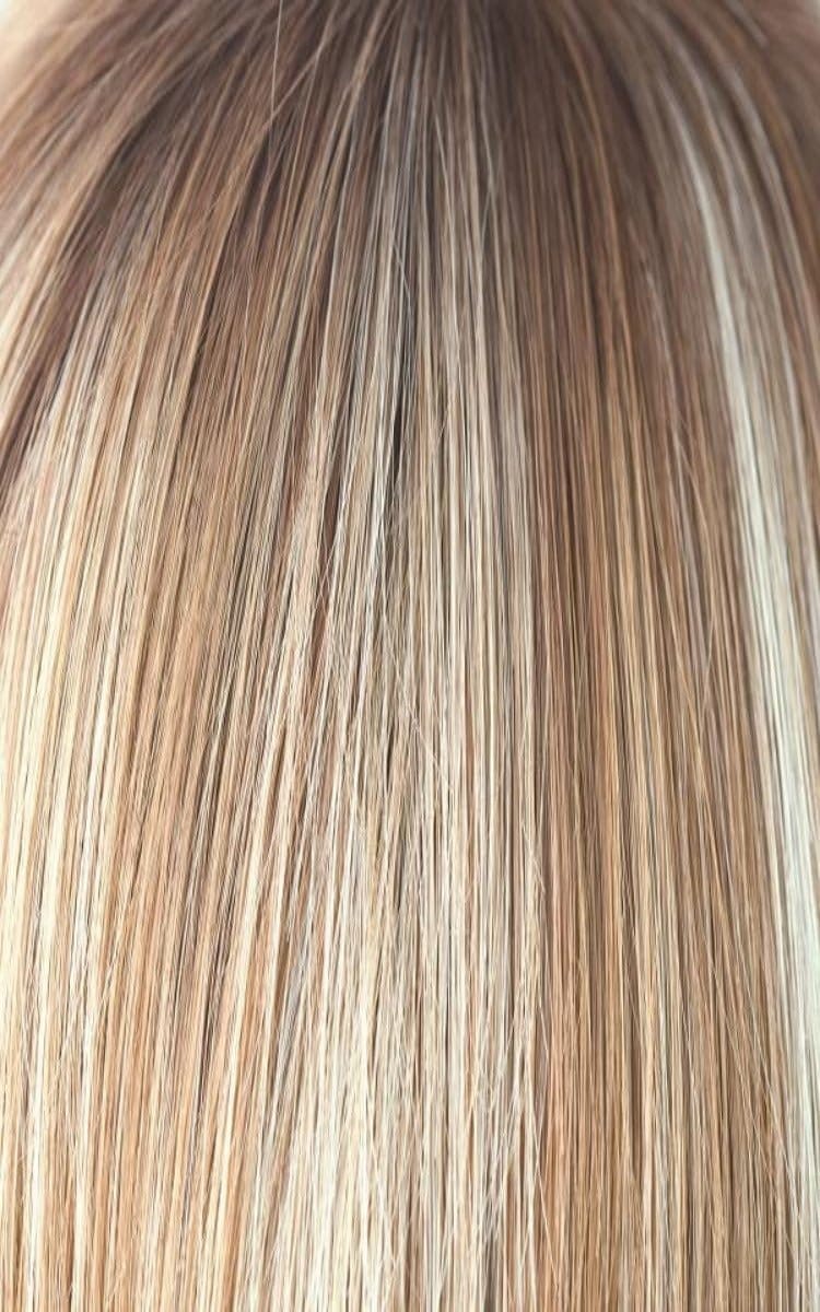 Nutmeg-F | 50/50 blend of Light Blonde and Frosted Strawberry Blonde streaks