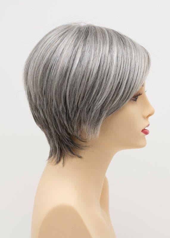 Medium Grey | Spicy salt & pepper grey blended with 50% walnut brown and 50% grey