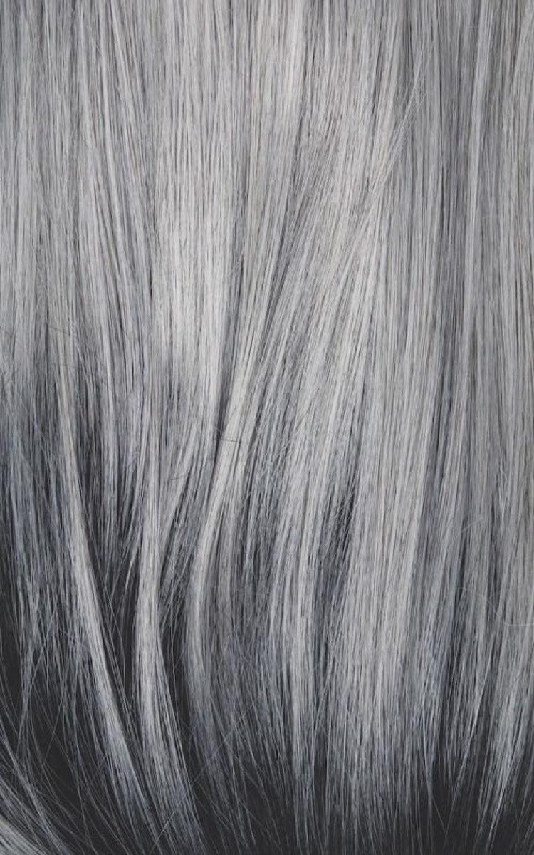 Silver Mist | Different hues of white, silver, ivory and ice