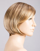 GINGER ROOTED | Light Honey Blonde Light Auburn and Medium Honey Blonde Blend with Dark Roots