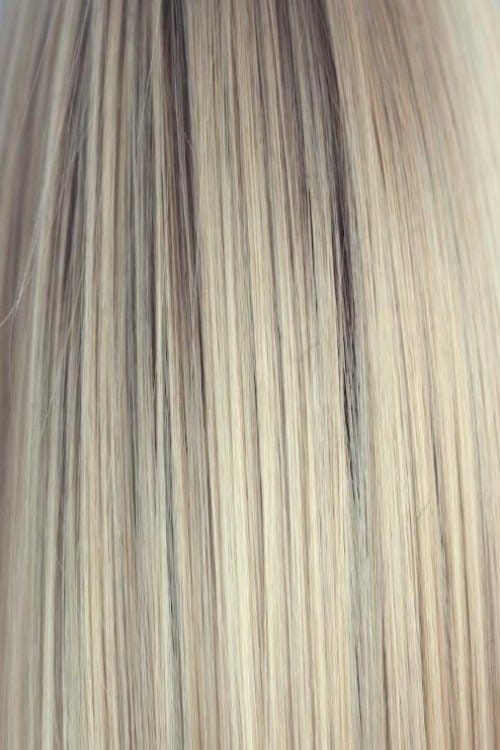 Creme Brulee | Rooted Dark with Gold Blonde base