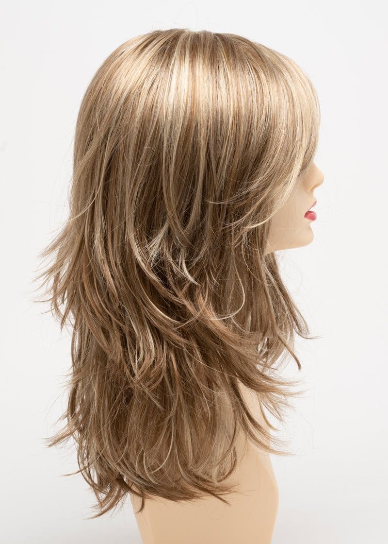 Dark Blonde | A warm honey blonde with soft low-lights and gentle high-lights blended in