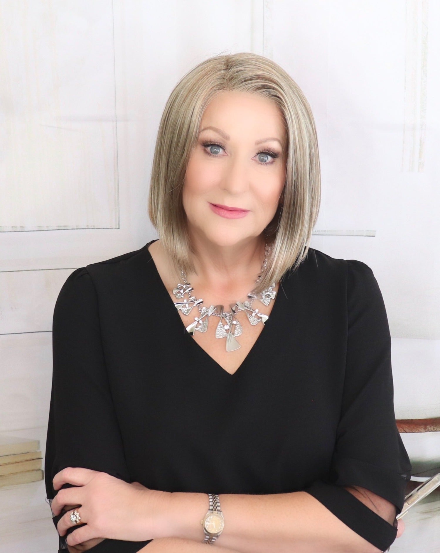 London by Envy | Synthetic Lace Front Wig | Mono Part - Wig Studio 1