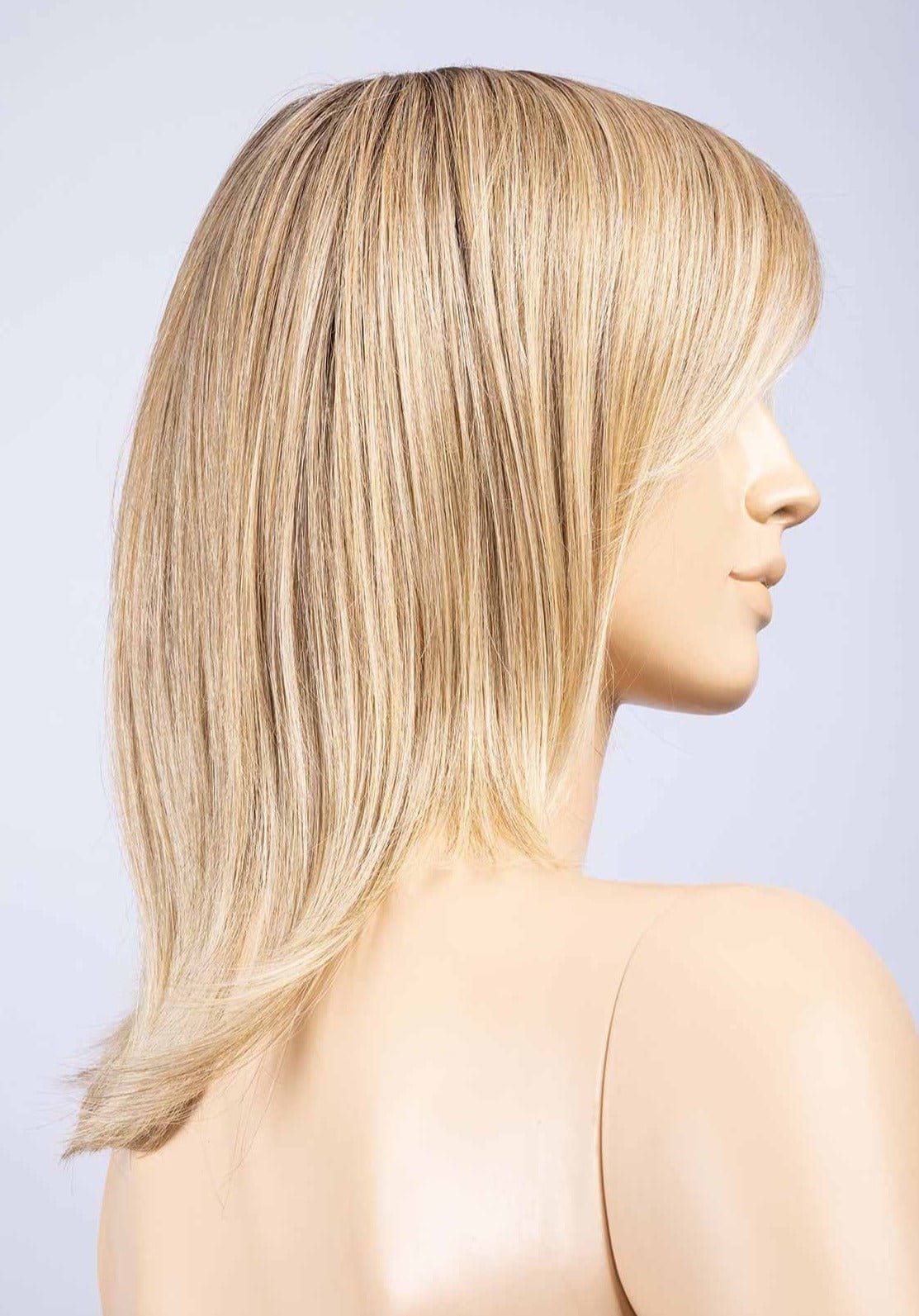 Sahara Beige Shaded | Medium Golden Blonde, Light Strawberry Blonde, and Light Ash Blonde blend with dark shaded roots