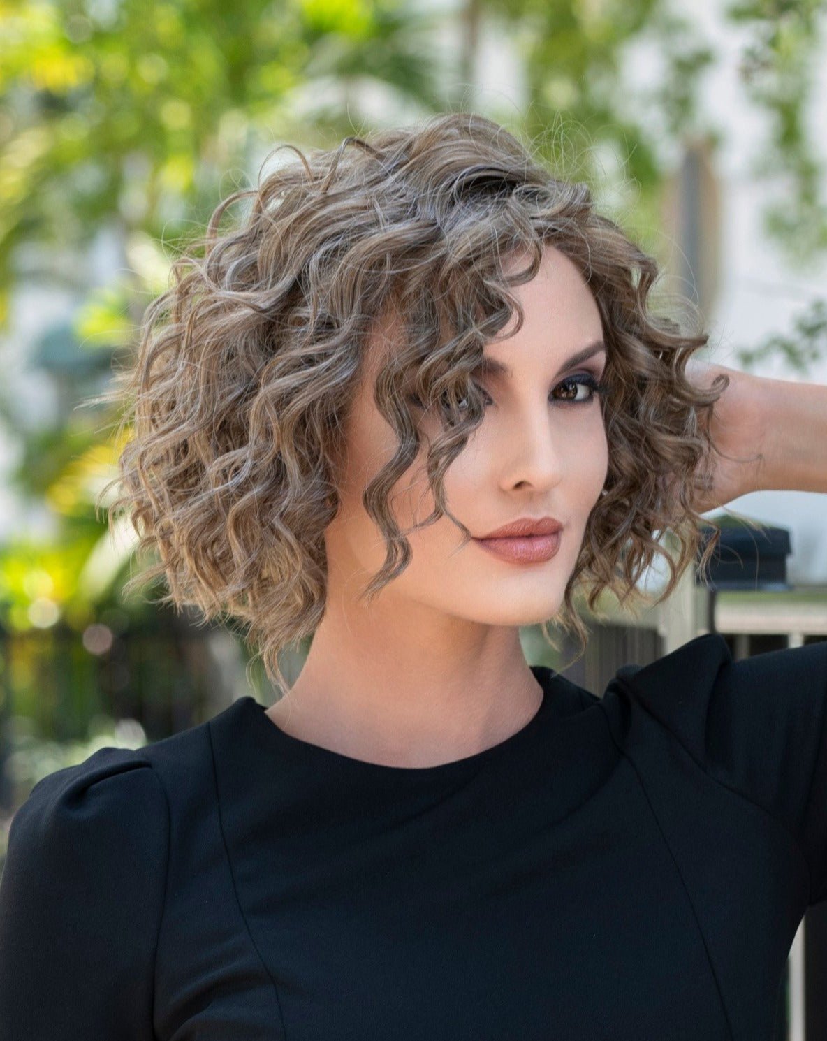 Open Box | Jordan Wig by Envy | Human Hair/Heat Friendly Synthetic Blend Hair | Average Cap | Chocolate Caramel - Wig Studio 1