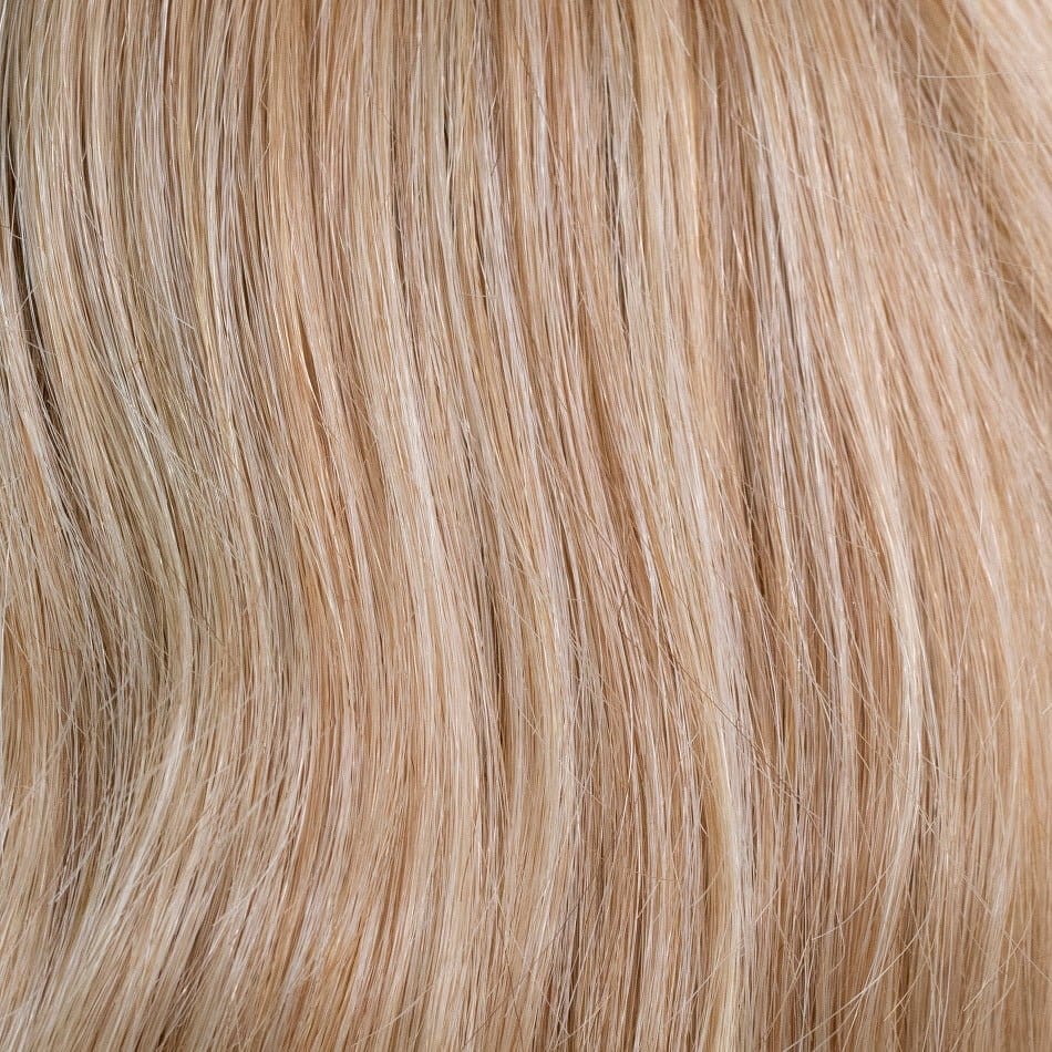 27/25/88 | Light Auburn Gold Blonde Blend Highlighted with Platinum White 