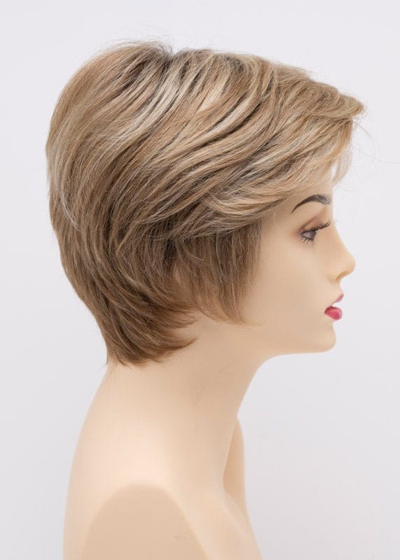 Sparkling Champagne | Chocolate brown roots with strawberry and soft golden blonde layered together
