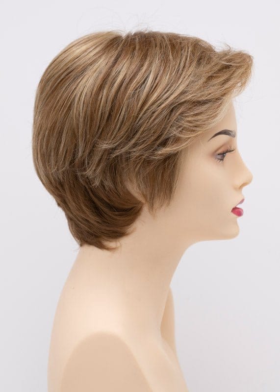 Dark Blonde | A warm honey blonde with soft low-lights and gentle high-lights blended in