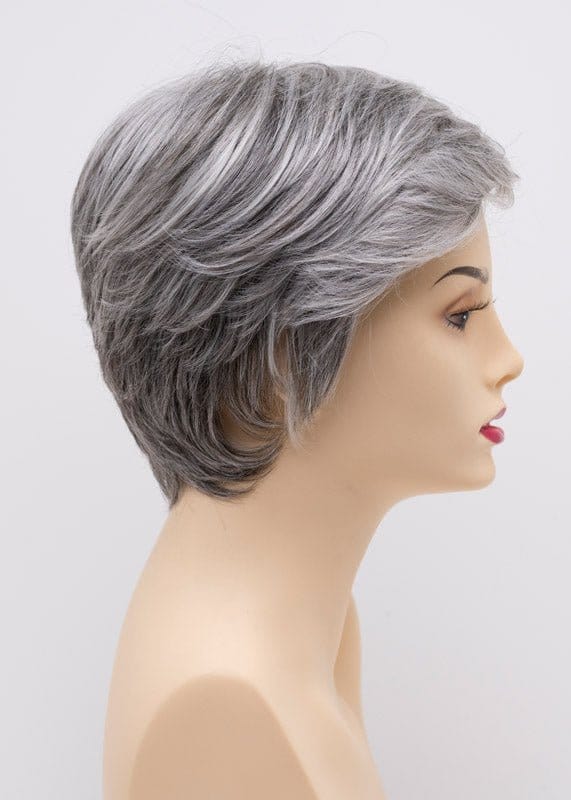 Medium Grey | Spicy salt & pepper grey blended with 50% walnut brown and 50% grey