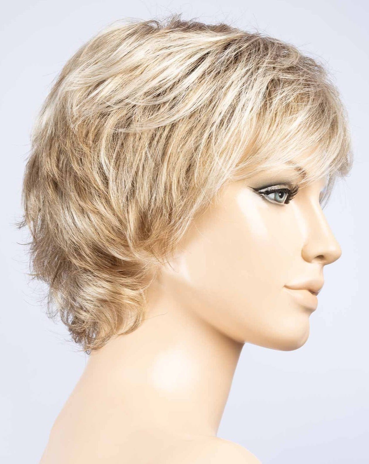Bahama Beige Shaded | Medium Honey Blonde, Light Ash Blonde, and Lightest Reddish Brown blend