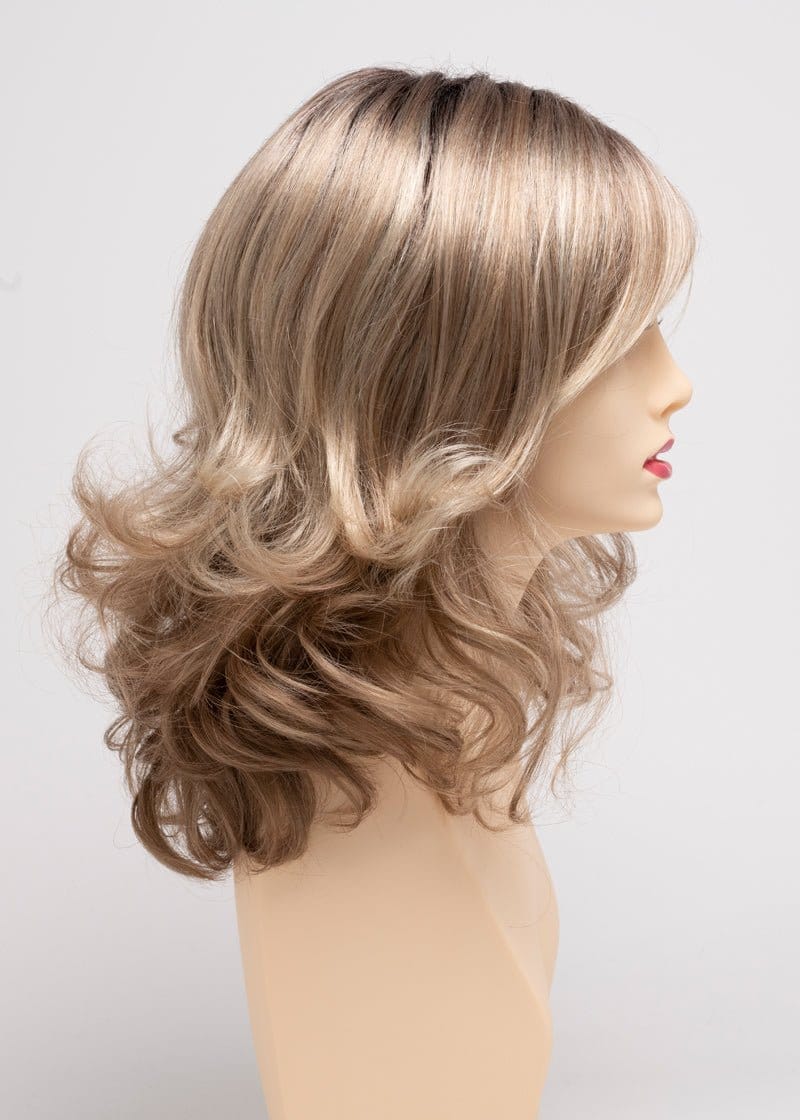 Sparkling Champagne | Chocolate brown roots with strawberry and soft golden blonde layered together