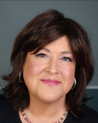 Stop Traffic by Raquel Welch | Synthetic Wig | Mono Crown - Wig Studio 1