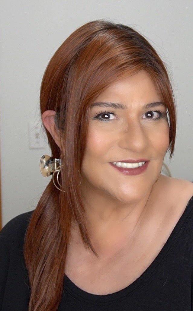 Tea Leaf Layer by Belle Tress | HF Synthetic Lace Front Wig | Hand Tied - Wig Studio 1